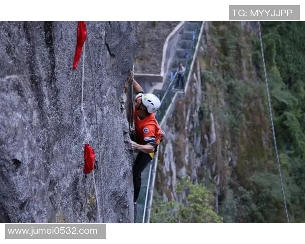 成都攀岩队在全国攀岩节奏排行榜中荣获第七名的优异成绩